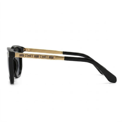 Lunettes de Soleil Cartier – Carré Noir Branches Dorées Décorées