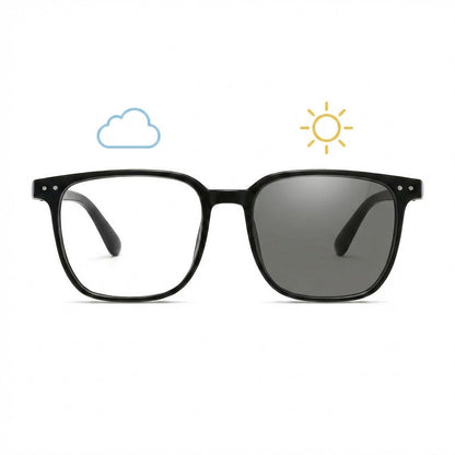 Lunettes photochromiques au look moderne sobre – Amzi Optique Dakar